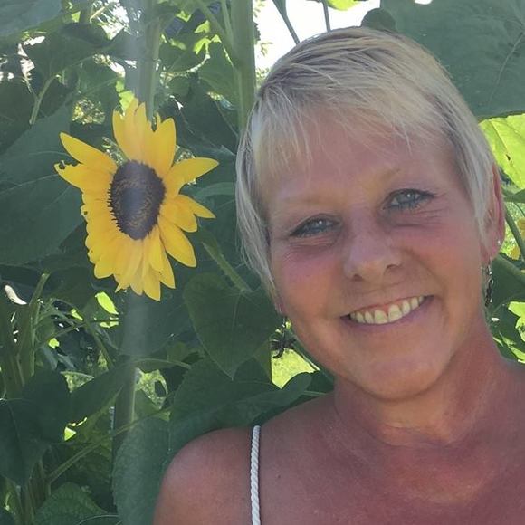 Meet your Posher, Michelle - Picture 1 of 1